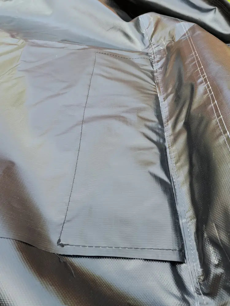 Harmaa heijastava kangas auton kattoteltan ilma pitkä 16 musta stitched suorakulmainen paikka ja saumalinjat