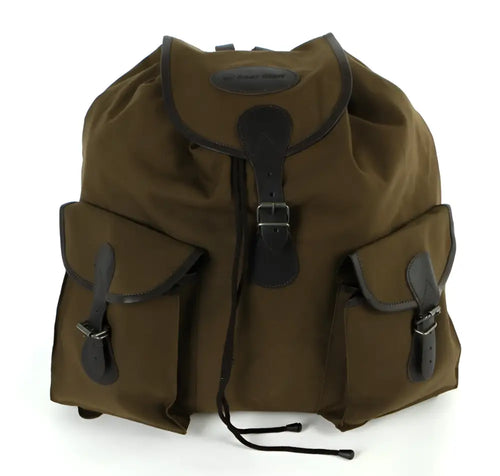 Olive green canvas reppu bear claw perinteinen eräreppu mustilla nahkaisilla yksityiskohdilla ja solki kiinnityksillä
