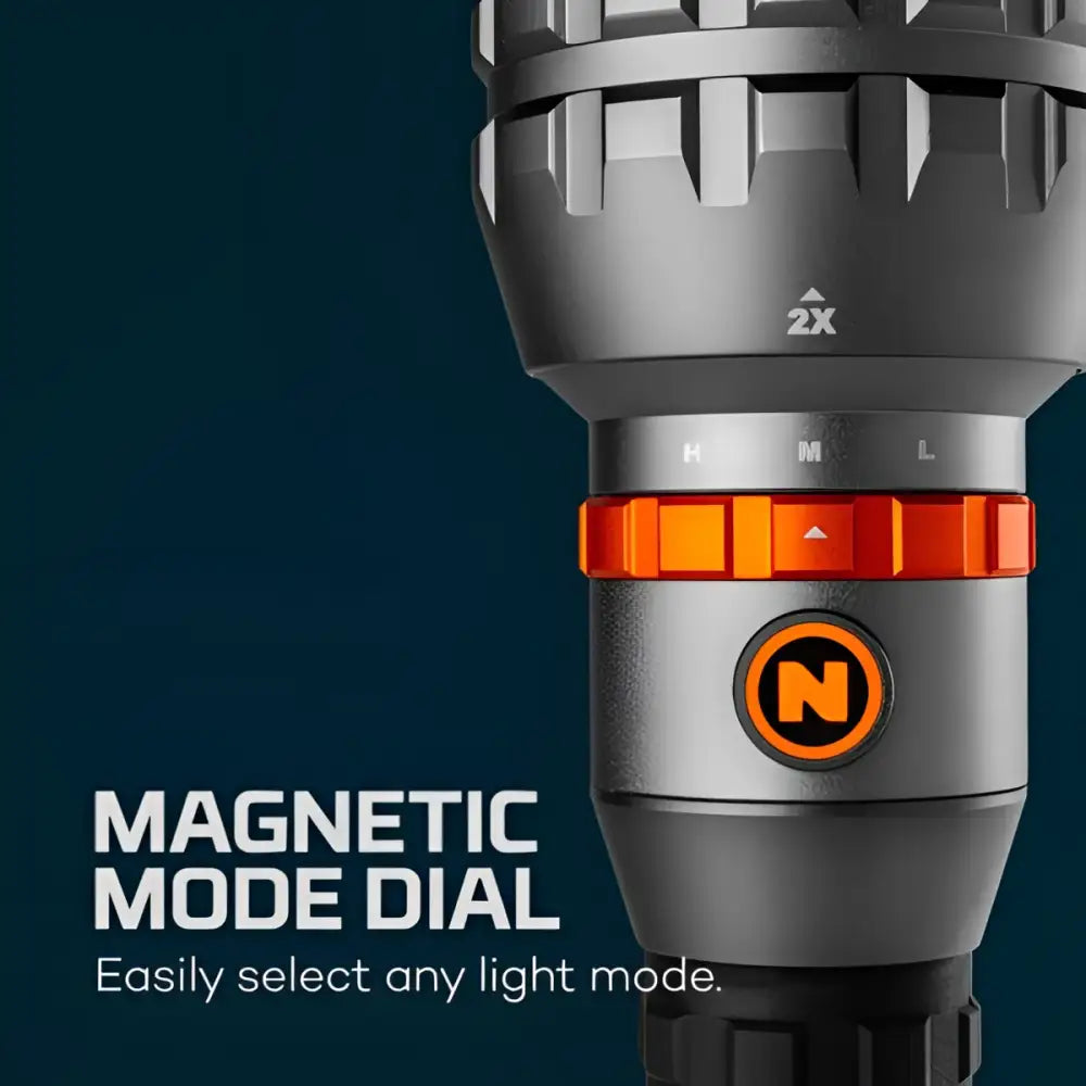 Davinci 18000 har harmaa ja oranssi magneettinen tilanvalitsin, jossa keskellä pyöreä n-logo
