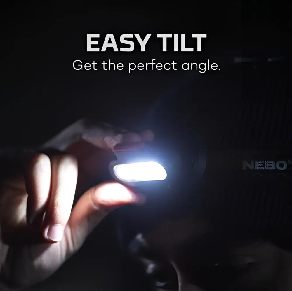 Einstein 1500 flex musta nebo otsalamppu kirkkaalla valkoisella led-valolla edessä