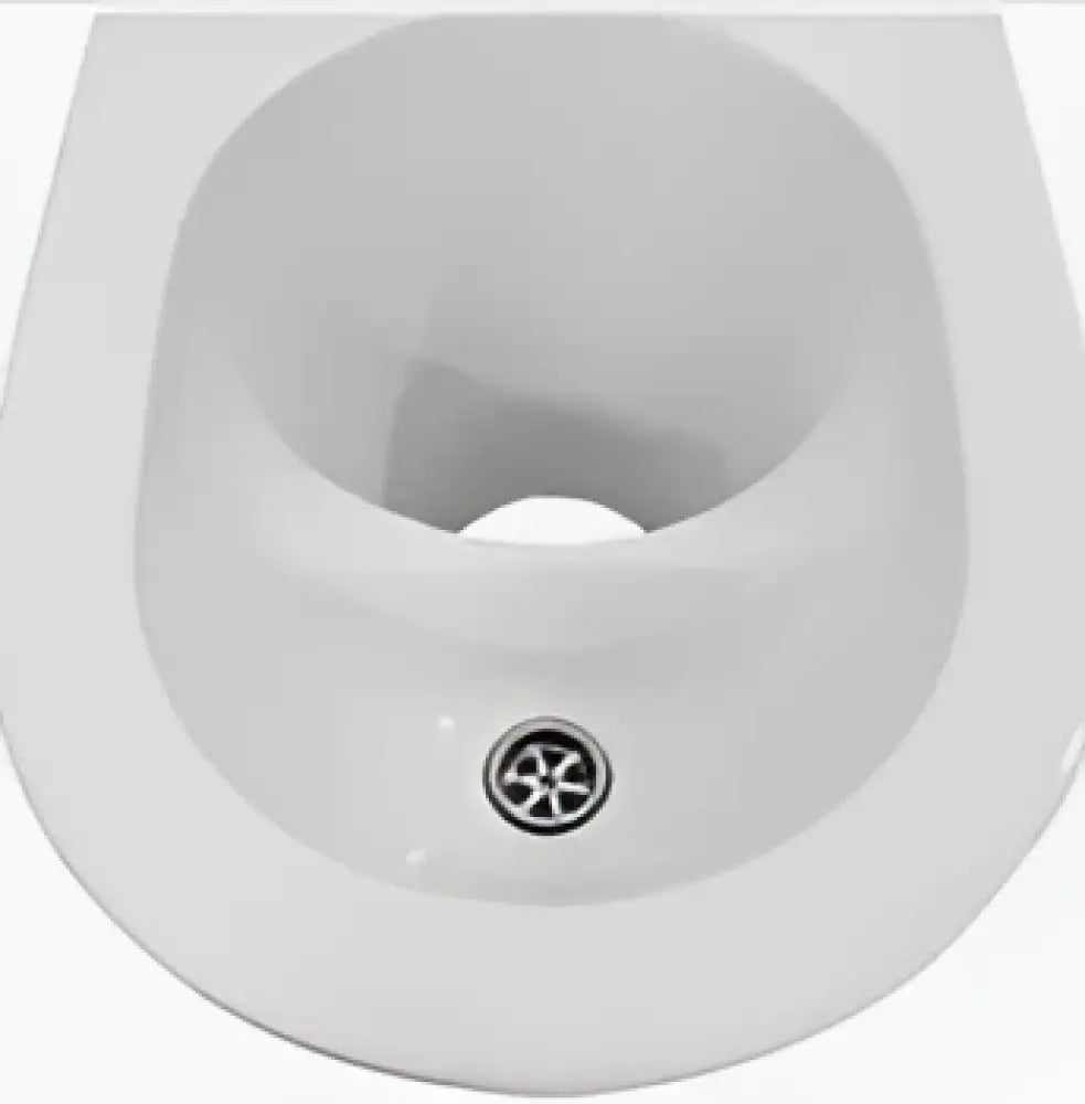 Valkoinen keraaminen wc-istuin green toilet lux kasetti sisäkuivakäymälässä pyöreällä reiällisellä ritilällä