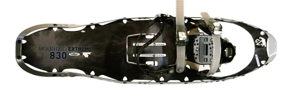 Black carbon fiber gv mountain extreme 8 x 25 snowshoe with silver metal frame and adjustable straps