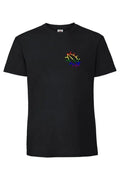 Musta Proud Pimppi rinta unisex t-paita jossa pieni sateenkaarivärinen rugby-pallo vasemmassa rinnassa