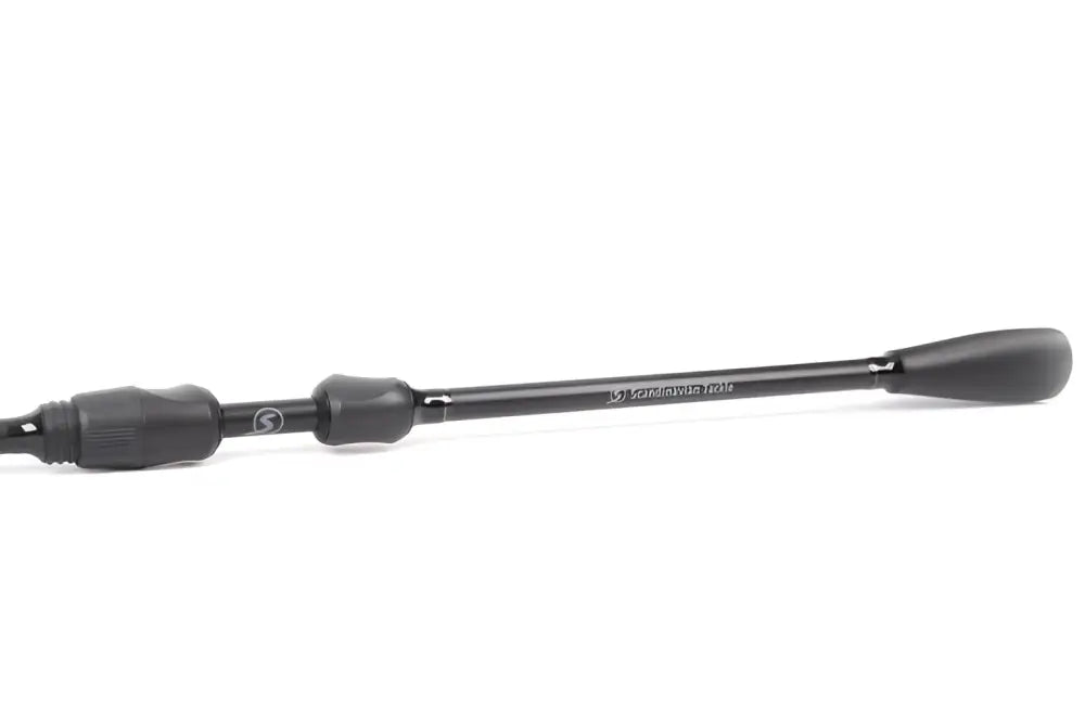 Mustan hiilikuituisen scandinavian tackle gloss s722 7’2’’ 9-30g avokelavavan kahvaosa ergonomisilla otteilla ja modernilla designilla