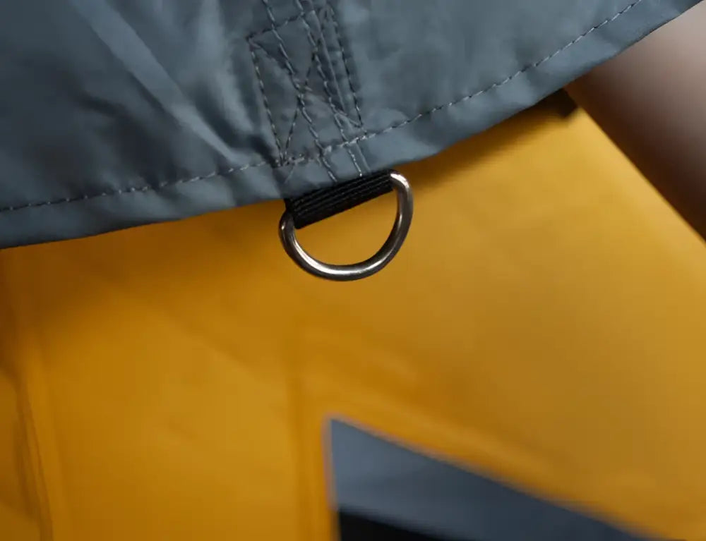 Väinö bunker thermal extreme xl sadehuppu läpiviennillä - accessories retkeilyvarusteet verkkokaupasta 89 €