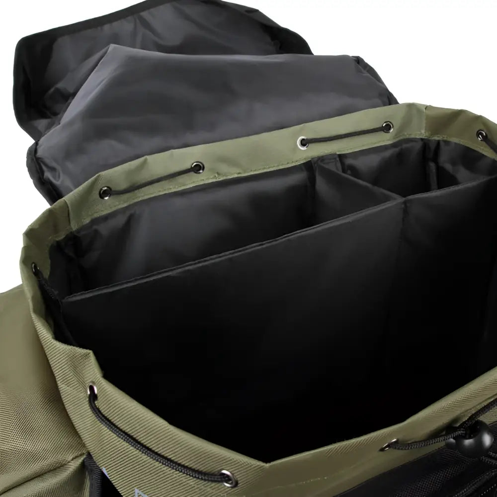 Olive vihreä canvas reppu väinö tank 50l pilkkireppu vahvistetuin ompelein ja mustalla sisustalla