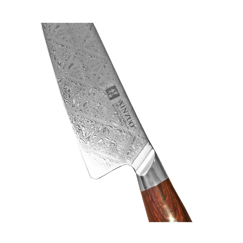 A sleek silver-toned damascus steel xinzuo jiang santokuveitsi with a polished wooden handle 18 cm